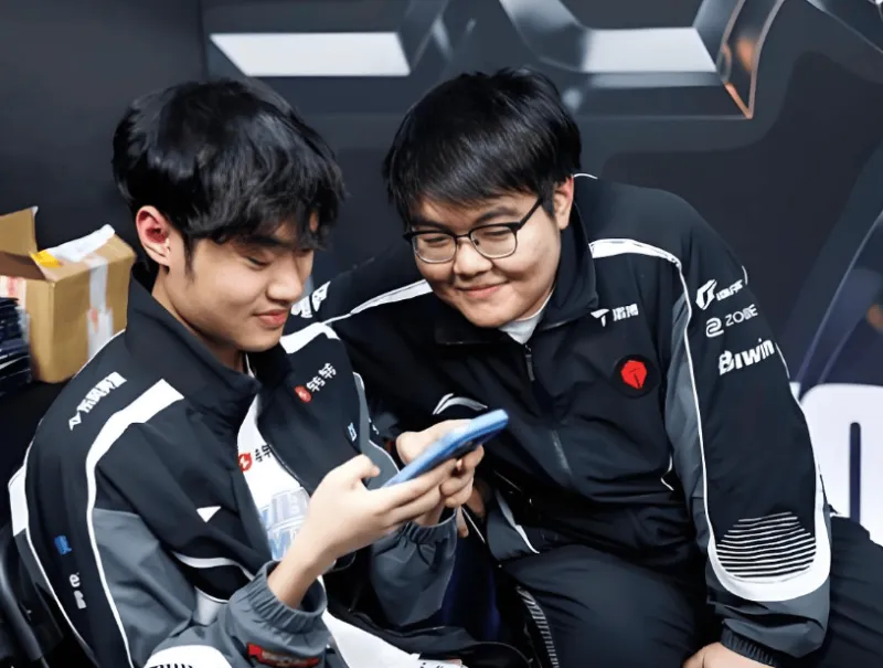 好兄弟！Knight评论369社媒：我不喷你9